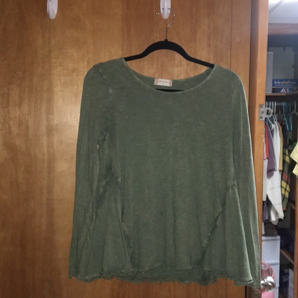 Altar'd State Tops - altard state long sleeve shirt
